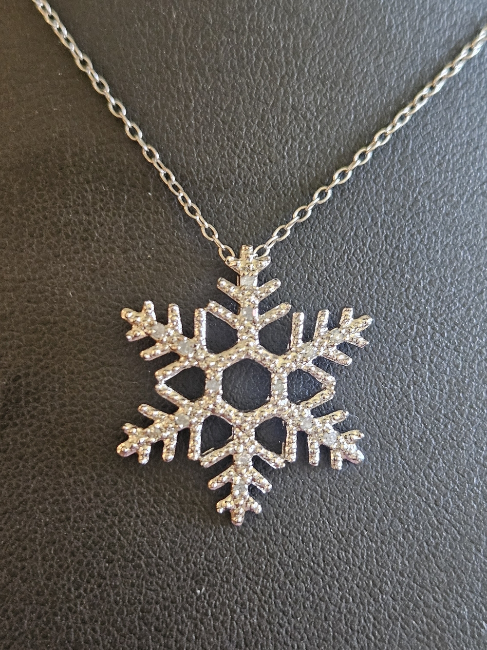 Sterling Silver Snowflake Pendant Necklace - Sparkling Winter Jewelry